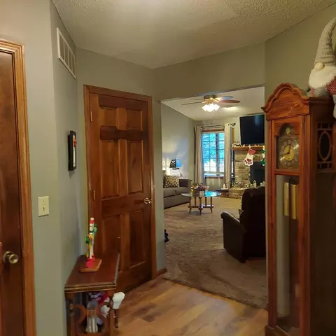 3502 E 20th St, Sterling, IL 61081 photo 4