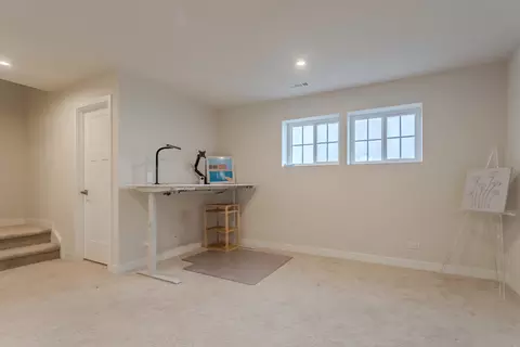 51 Nicholas Dr E, Des Plaines, IL 60016 photo 28