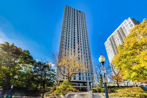 1960 N Lincoln Park W #2212, Chicago, IL 60614