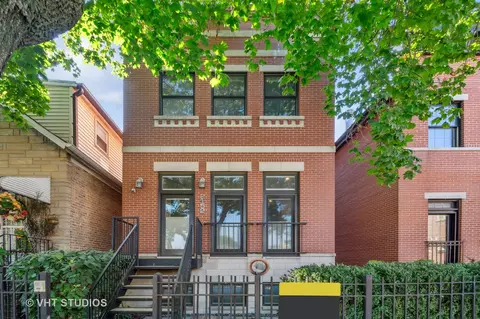 2152 N Oakley Ave, Chicago, IL 60647