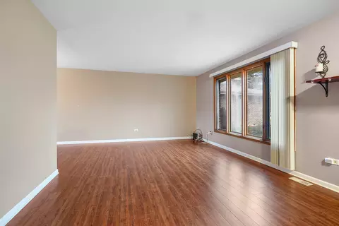 14336 Linder Ave, Midlothian, IL 60445 photo 2