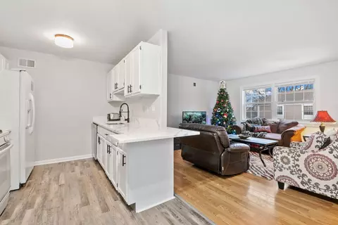 550 Vail Ct #550, Wheeling, IL 60090 photo 7