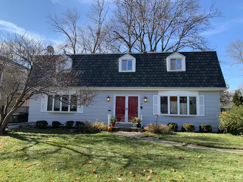 1530 Potter Rd, Park Ridge, IL 60068