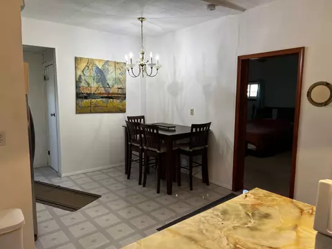 426 E Illinois Ave, Morris, IL 60450 photo 9
