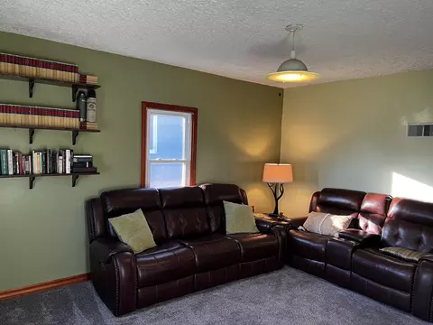 426 E Illinois Ave, Morris, IL 60450 photo 5