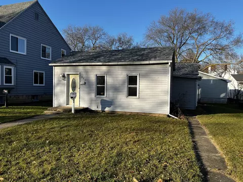 426 E Illinois Ave, Morris, IL 60450 photo 2