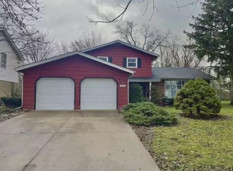 4725 176th St, Country Club Hills, IL 60478