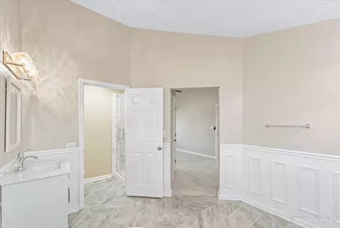 2004 Clematis Dr, Algonquin, IL 60102 photo 10