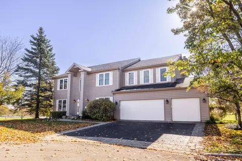 6 Long Cove Ct, Lake In The Hills, IL 60156