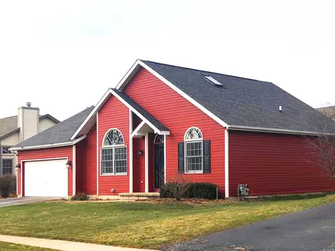 717 Cherry Tree Ln, Genoa, IL 60135
