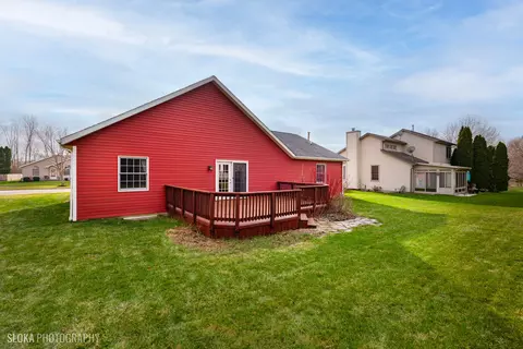 717 Cherry Tree Ln, Genoa, IL 60135 photo 20