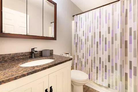717 Cherry Tree Ln, Genoa, IL 60135 photo 8