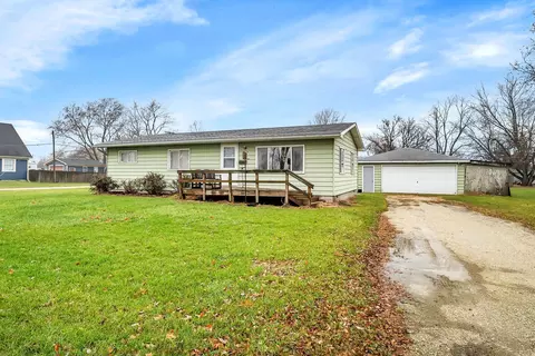 2120 E Clark St, Diamond, IL 60416