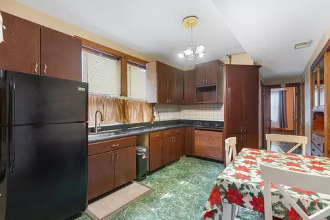 3056 W 40th St, Chicago, IL 60632 photo 4