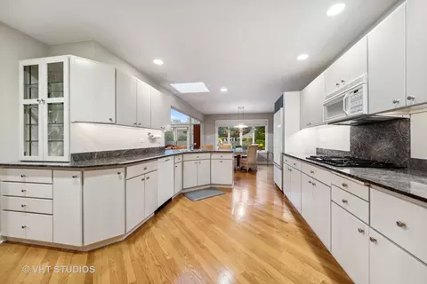 1234 Lathrop Ave, River Forest, IL 60305 photo 3