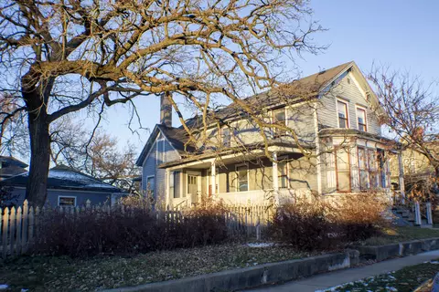 398 Park St, Elgin, IL 60120 photo 4