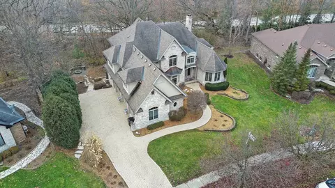 20028 Golden Oak Ln, Mokena, IL 60448