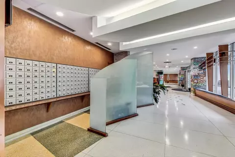 6301 N Sheridan Rd #20E, Chicago, IL 60660 photo 44