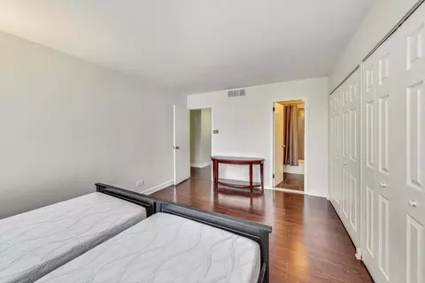 6301 N Sheridan Rd #20E, Chicago, IL 60660 photo 16