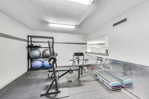 6301 N Sheridan Rd #20E, Chicago, IL 60660 photo 23
