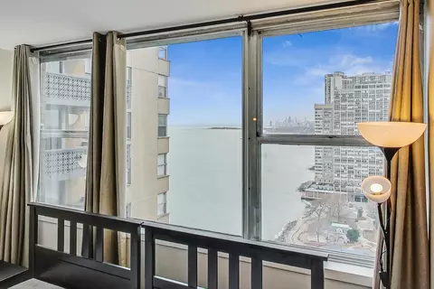 6301 N Sheridan Rd #20E, Chicago, IL 60660 photo 17
