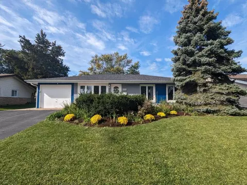 170 Princeton St, Hoffman Estates, IL 60169 photo 4