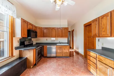 5139 S Artesian Ave, Chicago, IL 60632 photo 8