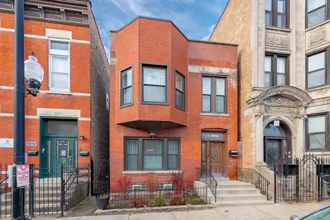 1006 S Oakley Blvd, Chicago, IL 60612