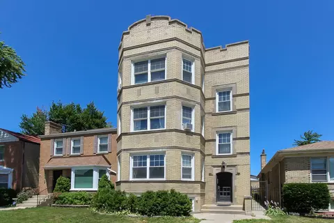 2516 W Jarvis Ave, Chicago, IL 60645