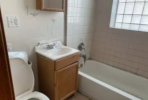3026 E 79th Pl, Chicago, IL 60617 photo 6