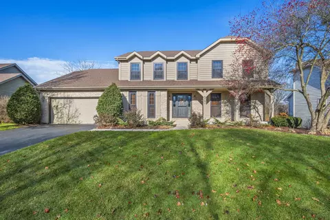 807 Rock Spring Rd, Naperville, IL 60565