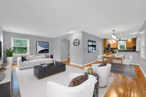 8950 E Prairie Rd, Evanston, IL 60203 photo 12