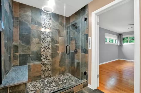 8950 E Prairie Rd, Evanston, IL 60203 photo 18