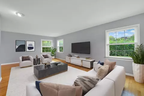 8950 E Prairie Rd, Evanston, IL 60203 photo 11