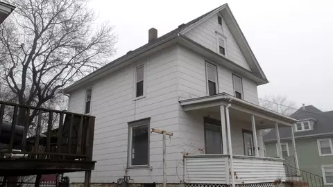 1406 E 4th St, Sterling, IL 61081 photo 2