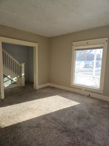 1406 E 4th St, Sterling, IL 61081 photo 5
