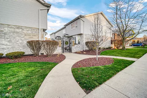 10453 S Kedzie Ave #D, Chicago, IL 60655