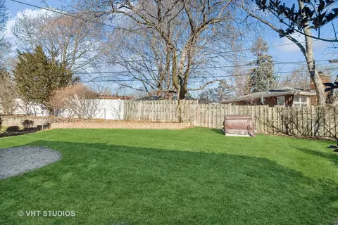 Exterior - 1311 E Illinois St, Wheaton, IL 60187 photo 9 of 9