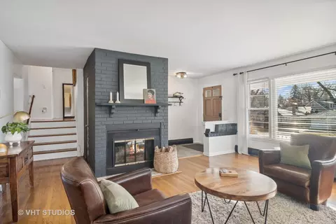 Living - 1311 E Illinois St, Wheaton, IL 60187 photo 1 of 5