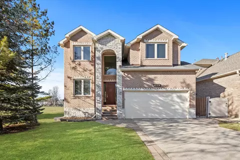 8144 N Grace Ave, Niles, IL 60714