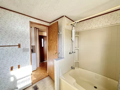 107 6th Ave, Bartlett, IL 60103 photo 12