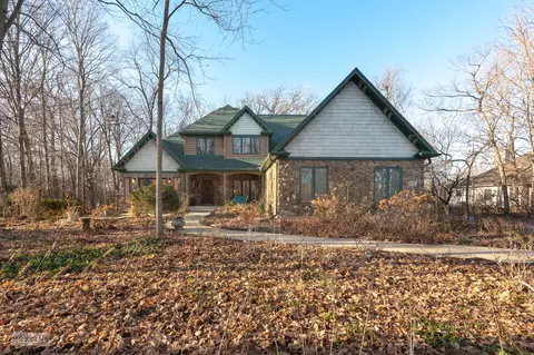75 Long Grove Rd, Yorkville, IL 60560