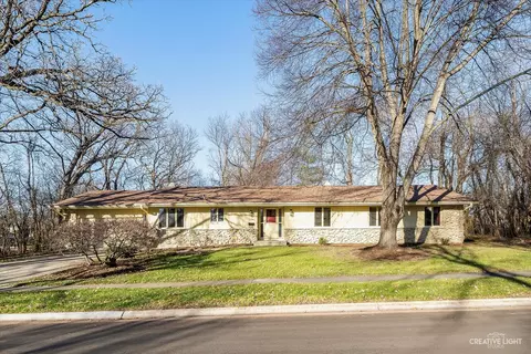 2350 Tara Dr, Elgin, IL 60123