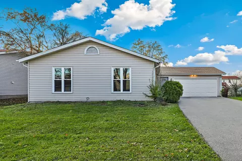 17708 Country Club Ln, Country Club Hills, IL 60478