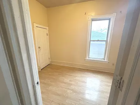 513 Mill St, Elgin, IL 60123 photo 14