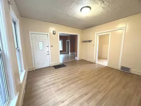 513 Mill St, Elgin, IL 60123 photo 6