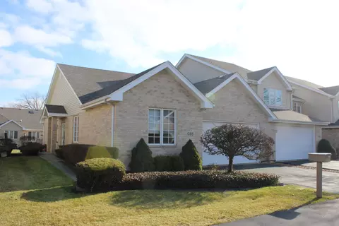 13515 Latrobe Ave, Crestwood, IL 60445
