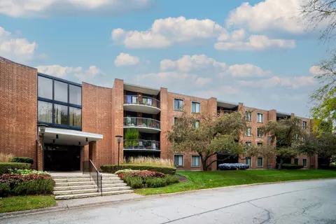 1615 E Central Rd #415B, Arlington Heights, IL 60005