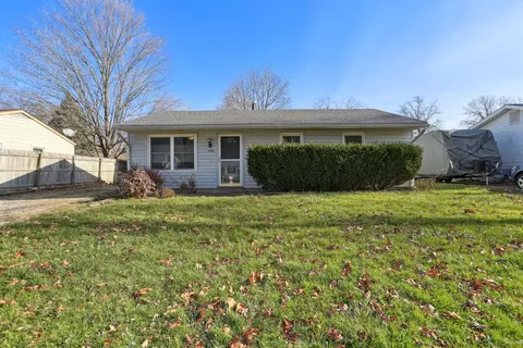 1706 Parkside Ter, Champaign, IL 61821