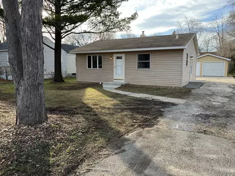 36164 N Greenbay Rd, Waukegan, IL 60087